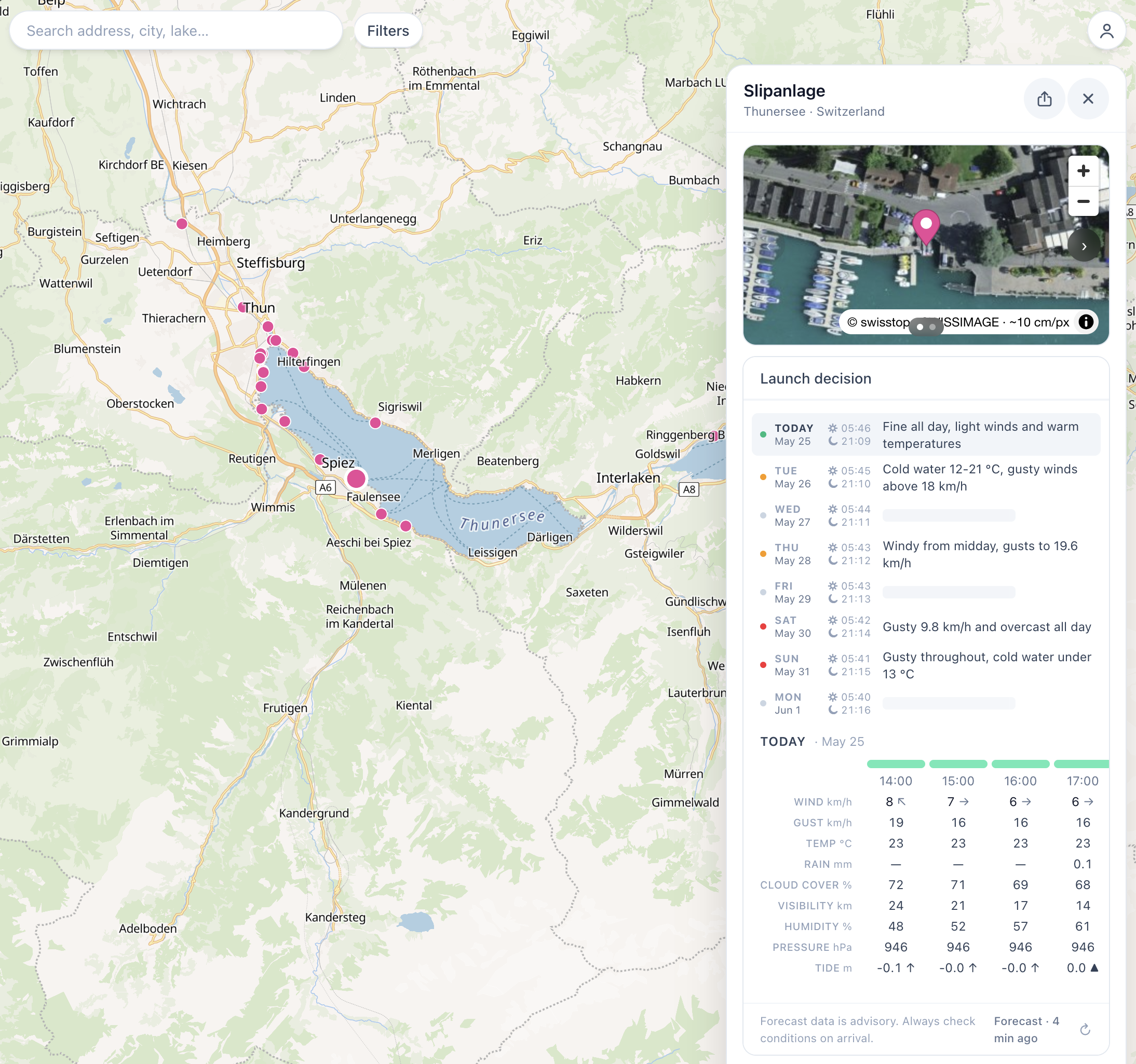 BoatLaunch app showing a ramp on Schlabendorfer See with satellite imagery, a 7-day AI launch verdict, and hourly weather